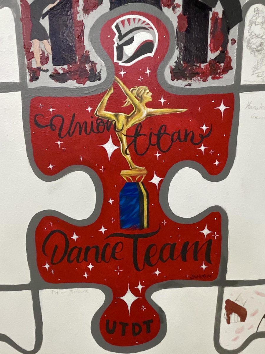 Union Titan Dance Team (by Sohini Mukherjee (Started by Darmiya Seminario Chariarse))